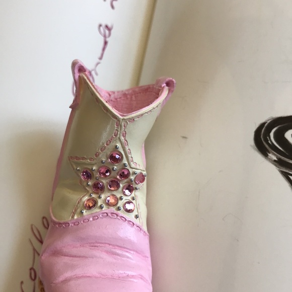 Just the Right Shoe Collection. Design is Rodeo Princess. - Picture 13 of 16